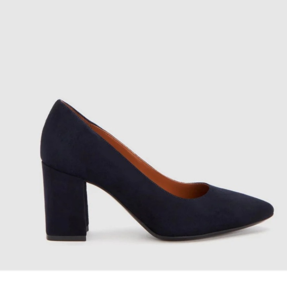 Aquatalia Peony Pump Navy Suede size 8